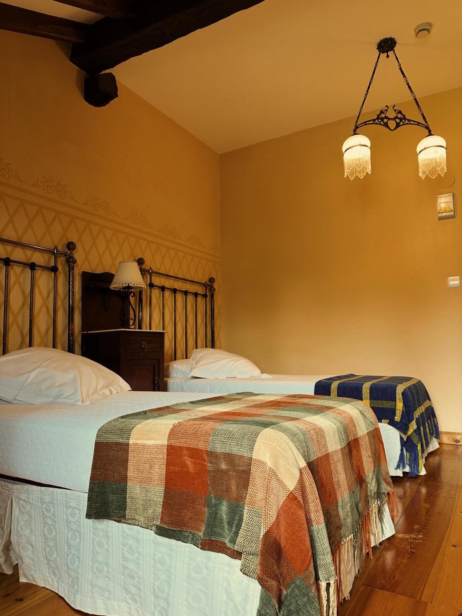 Hotel Palacio La Casona De Cerrazo Phòng bức ảnh